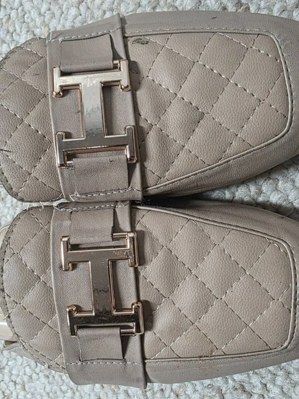 Fashion ladies slip on flat  shoes size 8 tan color